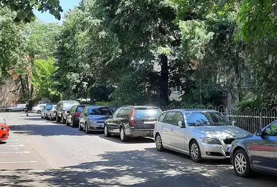 Apartament cu 3 camere decomandat în Ozana