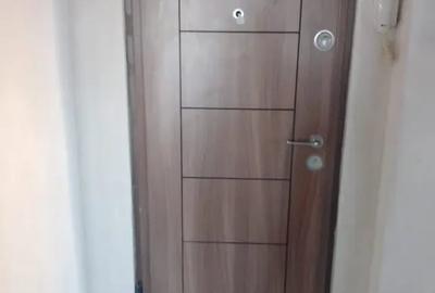 Apartament cu 3 camere semidecomandat în Viziru 3 - 8