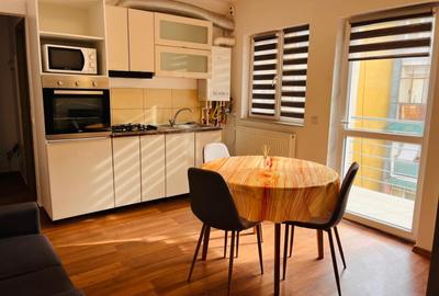Apartament modern si primitor 2 camere, bloc nou - 1 Mai, zona Sara - 10