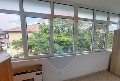 Apartament cu 2 camere de inchiriat - 3