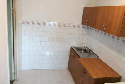 Apartament cu 3 camere decomandat în Micro 39 - 2