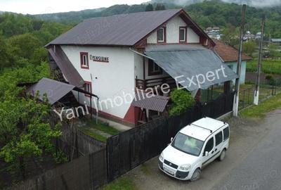 Casă cu 6 camere cu Teren 244 Mp în Sălătrucu - 20