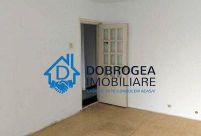 SPITALULUI- 2 CAMERE DECOMANDAT ,SUPRAFATA 54 mp