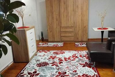 Casă cu 3 camere în Piața Cluj - 8