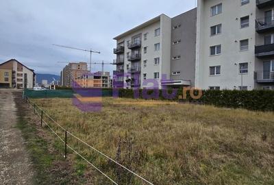 Teren Construcții de 1000 mp, în Tractorul - 2