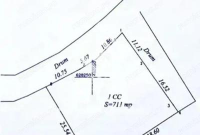 Teren de 711 mp, în Central - 9