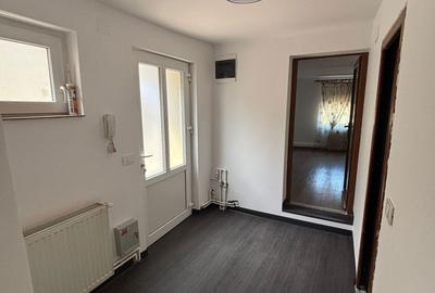 Apartament cu 2 camere semidecomandat în Central - 1