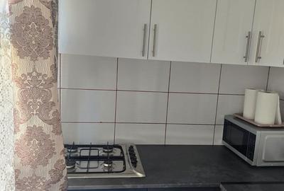 Apartament cu 2 camere în Micro 14