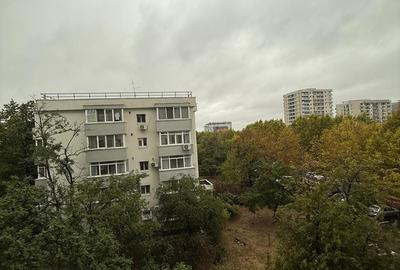 1 Decembrie 1918, chiar la metrou 1 Decembrie 1918, chiar la metrou - 3