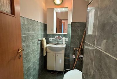 Apartament cu 3 camere decomandat în Decebal - 3