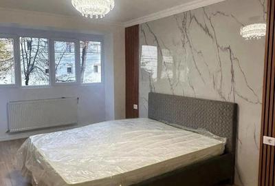 De vanzare apartament cu 2 camere, complet renovat, mobilat ?i utilat, 56.000 euro - 2