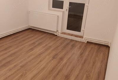 Apartament cu 3 camere decomandat în Central - 9