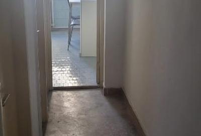 Apartament 2 camere, etaj 3din 4, nelocuit, partial renovat - 2