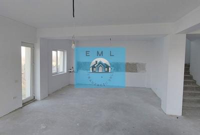 Casă cu 4 camere în Central - 6