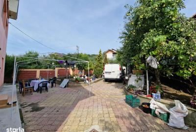 Casă cu 5 camere cu Teren 600 Mp în Voinești - 11