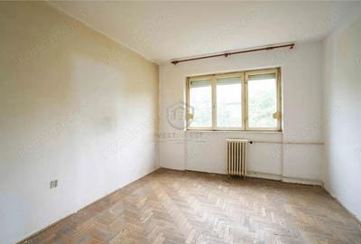 APARTAMENT CU 2 CAMERE, DECOMANDAT, ZONA ROGERIUS - 3