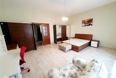 Apartament cu 3 camere semidecomandat, mobilat în Medicină