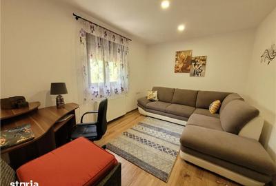 Casă cu 4 camere cu Teren 1500 Mp în Central - 1