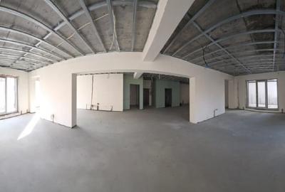 De inchiriat spatiu com. stradal 115 mp + curte parcare 56 mp  Str. Agricultori - 2