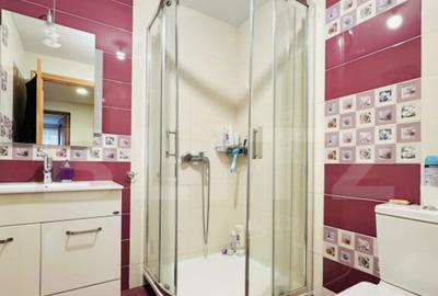 Casă cu 7 camere cu Canalizare în Central - 5