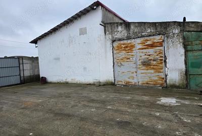 Spațiu comercial, de 400 mp, în Central