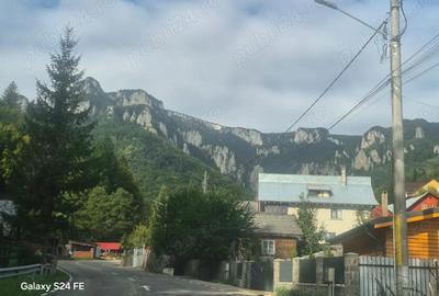 Teren de 328 mp, în Izvoru