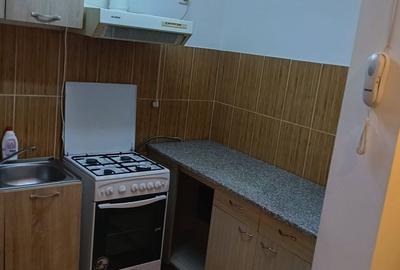 Garsonieră decomandată în Central - 5