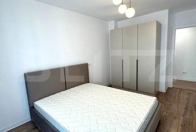 Apartament cu 3 camere semidecomandat în Iris