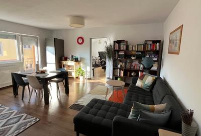 Vând apartament 3 camere, 64 mp + balcon, mobilat, Florești, Eroilor – 118.000 E - 2