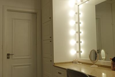 Casă cu 4 camere cu Teren 15 Mp în Central - 2