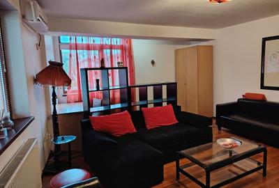 Apartament cu 2 camere decomandat în Gara de Nord