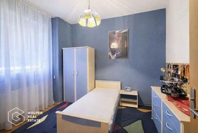 Casă cu 6 camere cu Teren 2000 Mp în Chișoda - 2