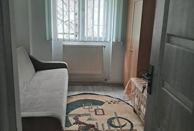 Apartament cu 3 camere decomandat în Central - 4