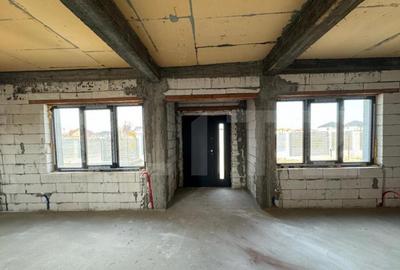 Casa semi-finisata P + M, 110 mp utili, teren 339 mp, Piel - 7