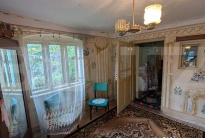 Casă cu 3 camere cu Teren 2540 Mp în Central - 9