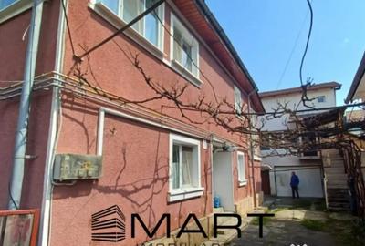 Casă cu 6 camere cu Canalizare în Noua - 7