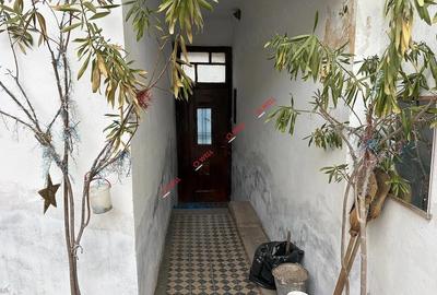 Casă cu 3 camere cu Teren 50 Mp în Central - 5