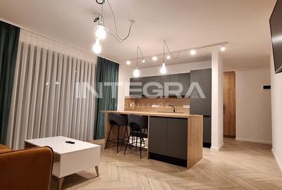 Vand Apartament Central 2 camere | Bloc Nou | La Cheie | Totul Nou