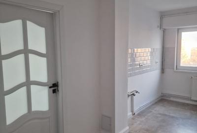 Apartament cu 2 camere decomandat în Tomis III - 7