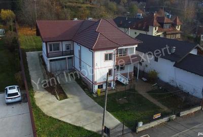 Spațiu comercial, de 320 mp, în Central - 5