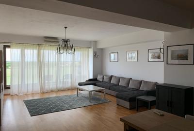 Apartament cu 3 camere decomandat în Pipera