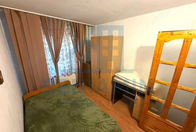 Apartament cu 3 camere semidecomandat în Craiovița Nouă - 3