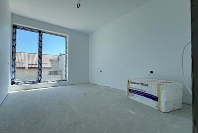 Casă individuală cu 4 camere cu Canalizare în Prelungirea Ghencea - 15