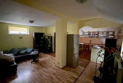 Apartament cu 3 camere decomandat în Techirghiol - 2