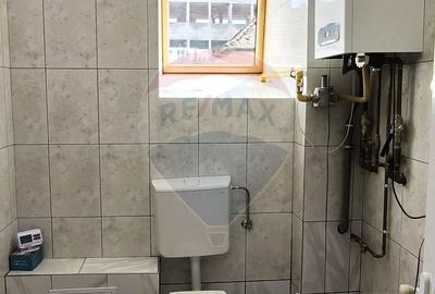 Spațiu comercial, de 190 mp, în Central - 10