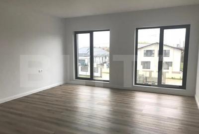 Casă cu 5 camere cu Teren 400 Mp în Central - 2