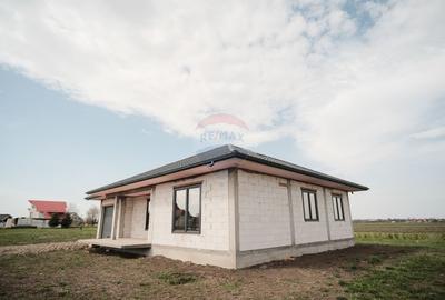 Casa / Vila cu 4 camere de vanzare - 3