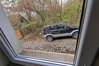 Resita Casa 10 Camere Zona Muncitoresc - 9