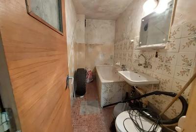 Apartament cu 3 camere decomandat, mobilat în 13 Septembrie - 9