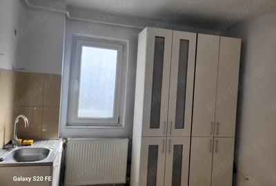 Spațiu comercial, de 16 mp, în Central - 7